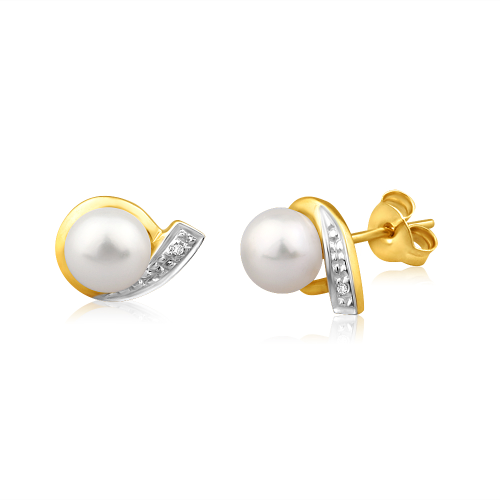 9ct Dazzling Yellow Gold Diamond + Freshwater Pearl Stud Earrings