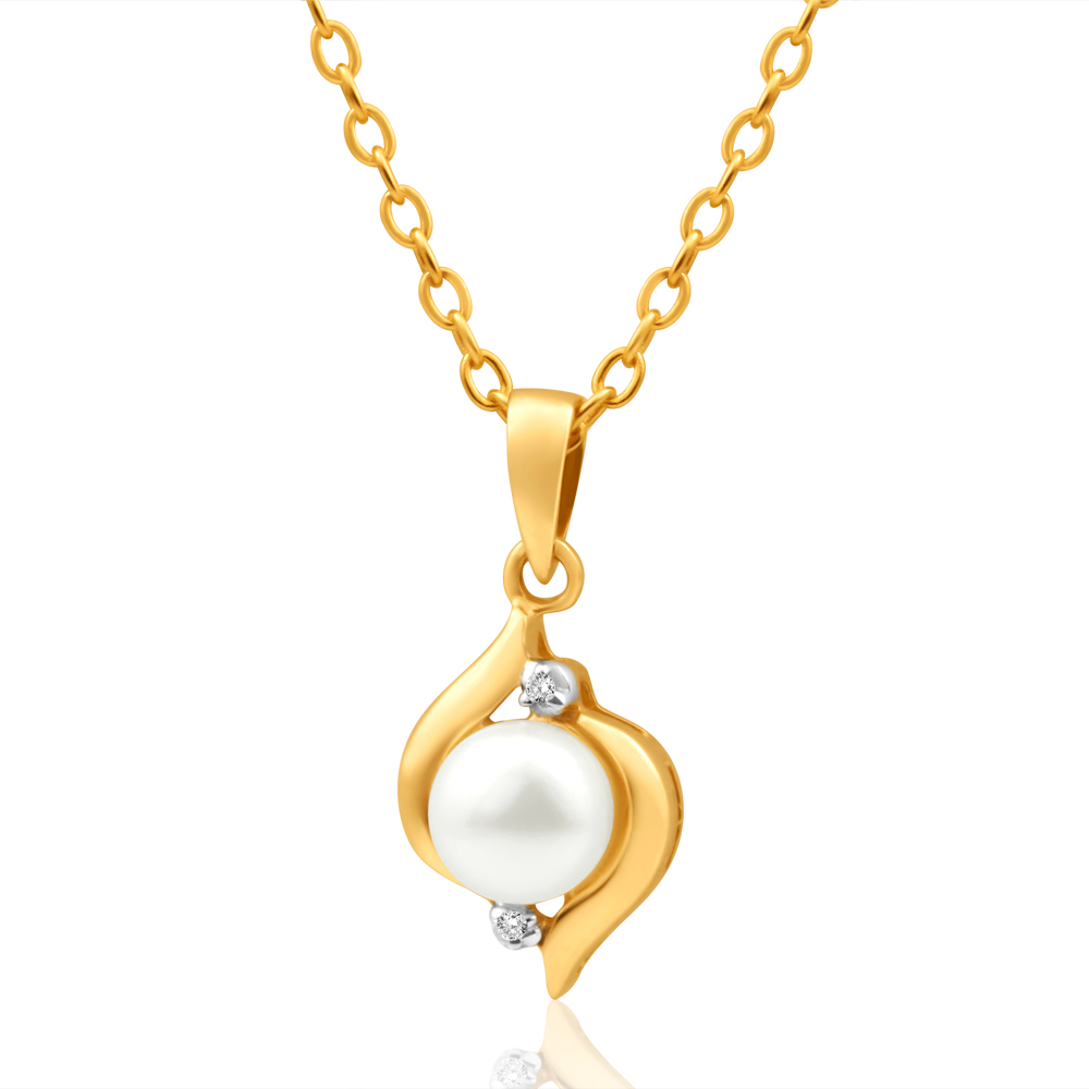 9ct Dazzling Yellow Gold Diamond + Pearl Pendant