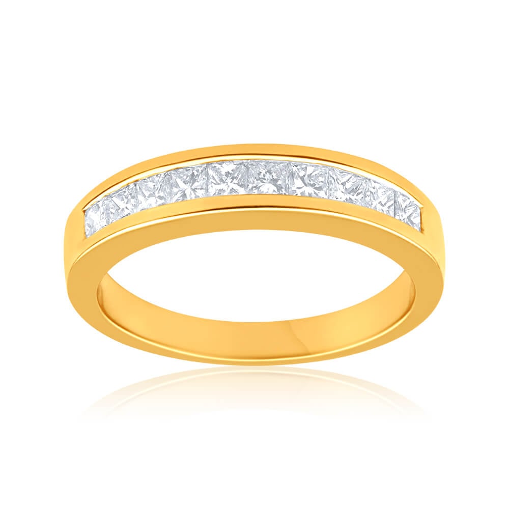 18ct Yellow Gold Ring With 0.5 Carats Of Princess Cut Diamonds
