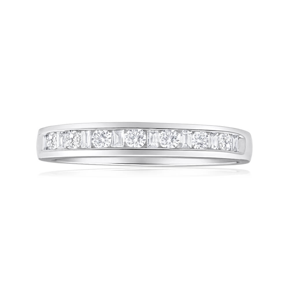 18ct White Gold Ring With 0.3 Carats Of Mixed Cut Diamonds